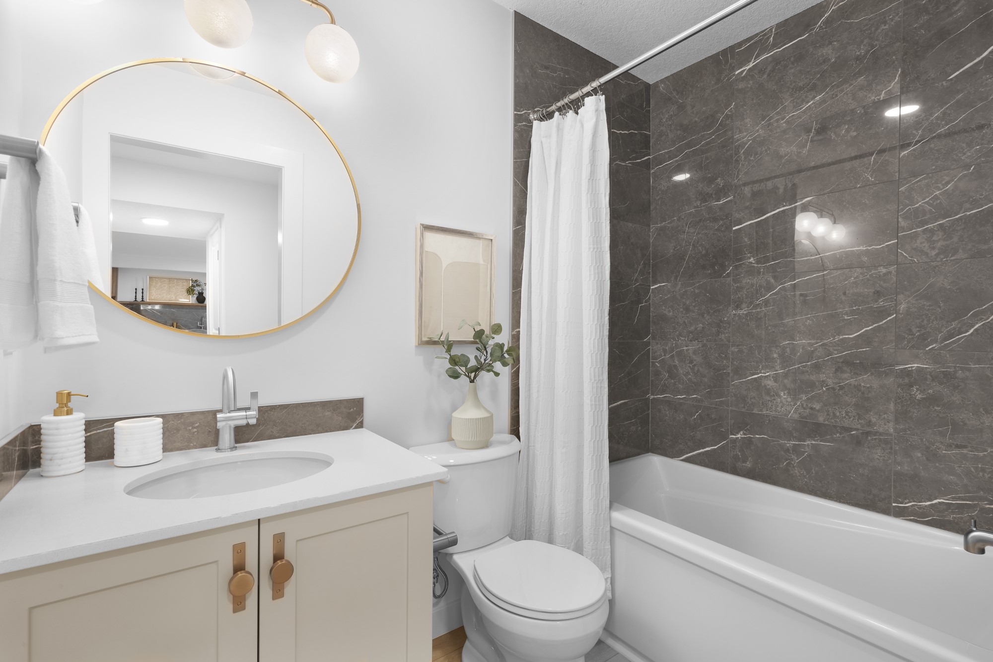 Blatchfordhudson26 Lr