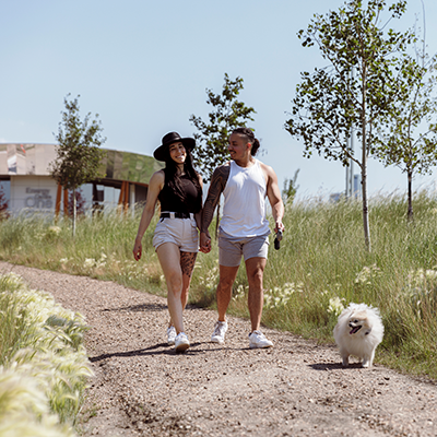 Coupledogtrail 400x400